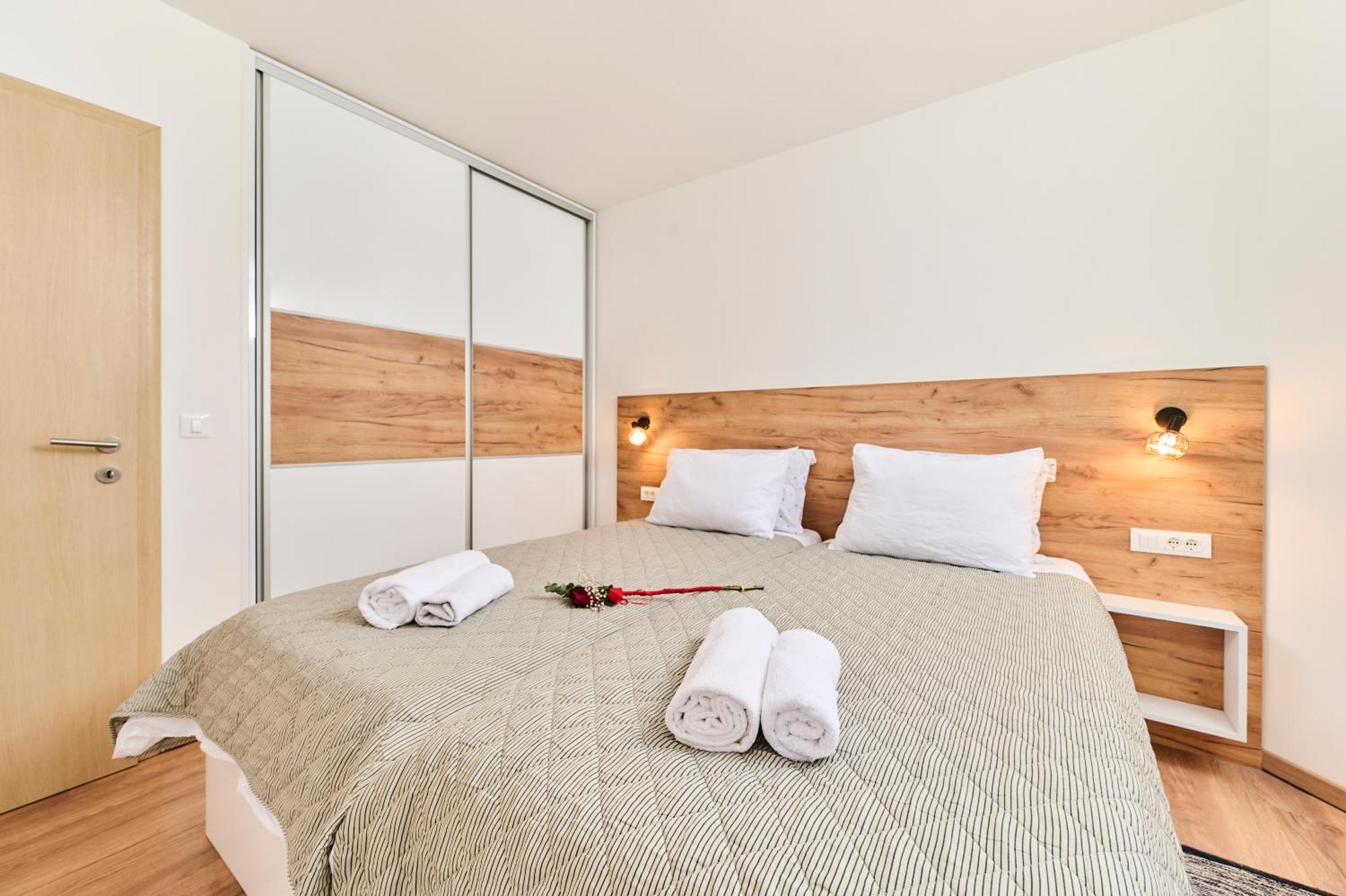 Apartma Morje سافودغيا المظهر الخارجي الصورة