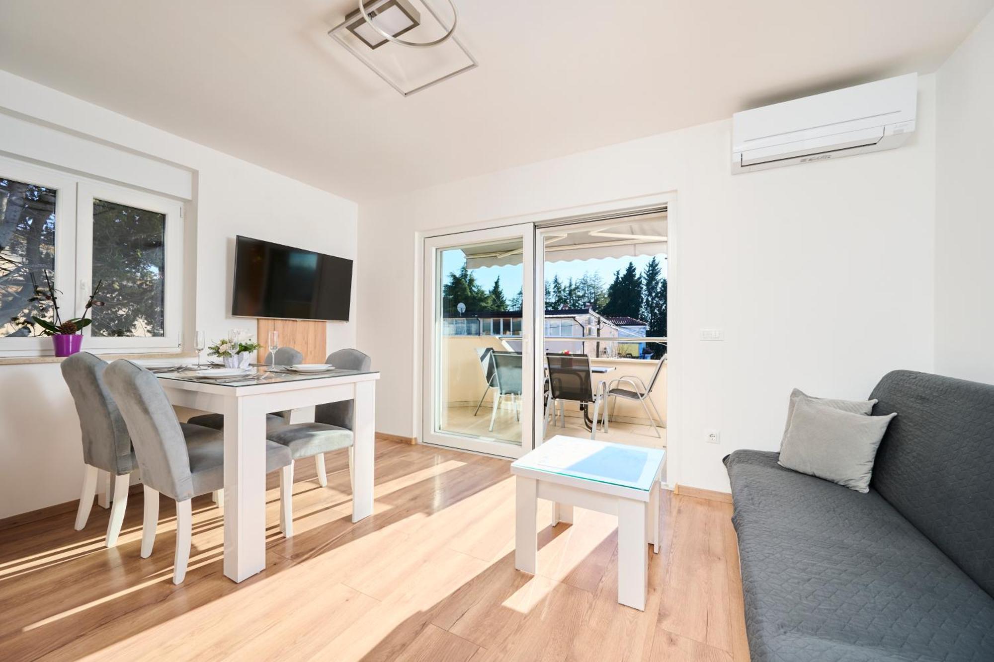 Apartma Morje سافودغيا المظهر الخارجي الصورة
